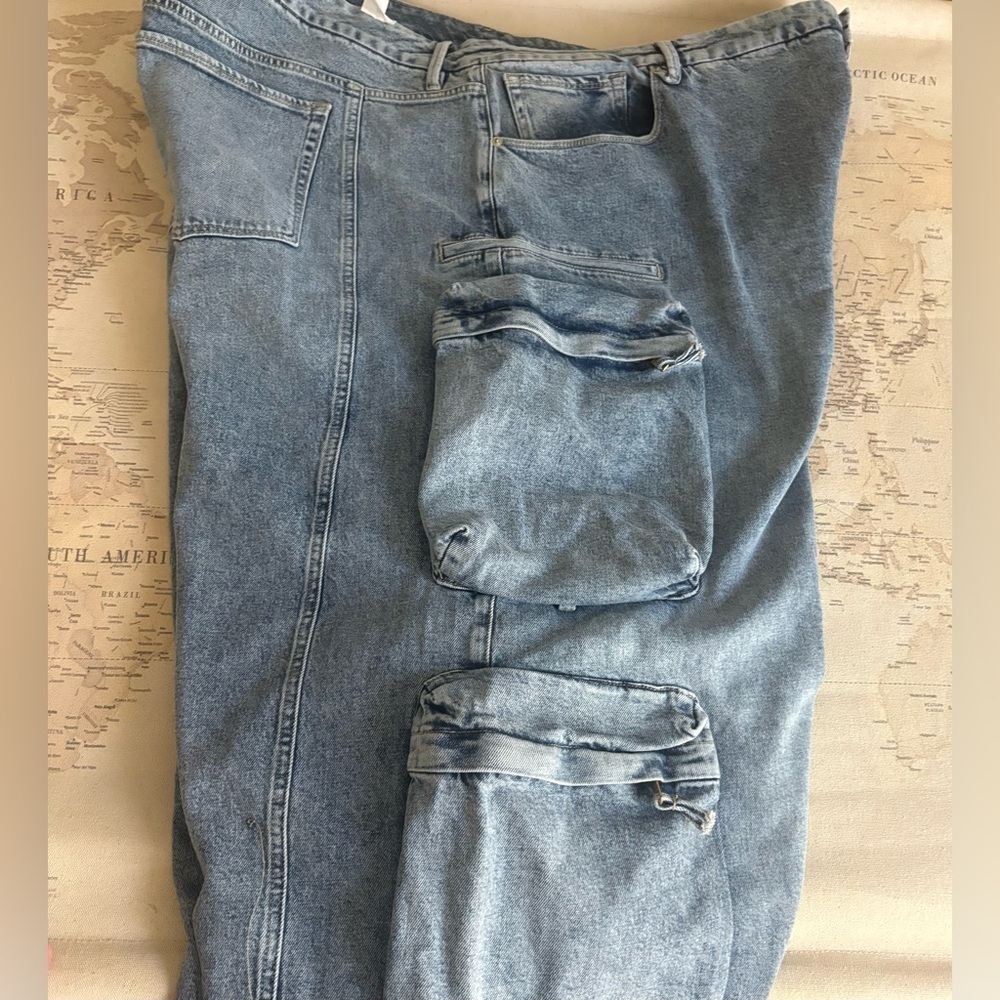 Good American Wide Leg Baggy Denim Cargo Jeans in Indigo Size 28 Plus NWT 225$ - Picture 14 of 16
